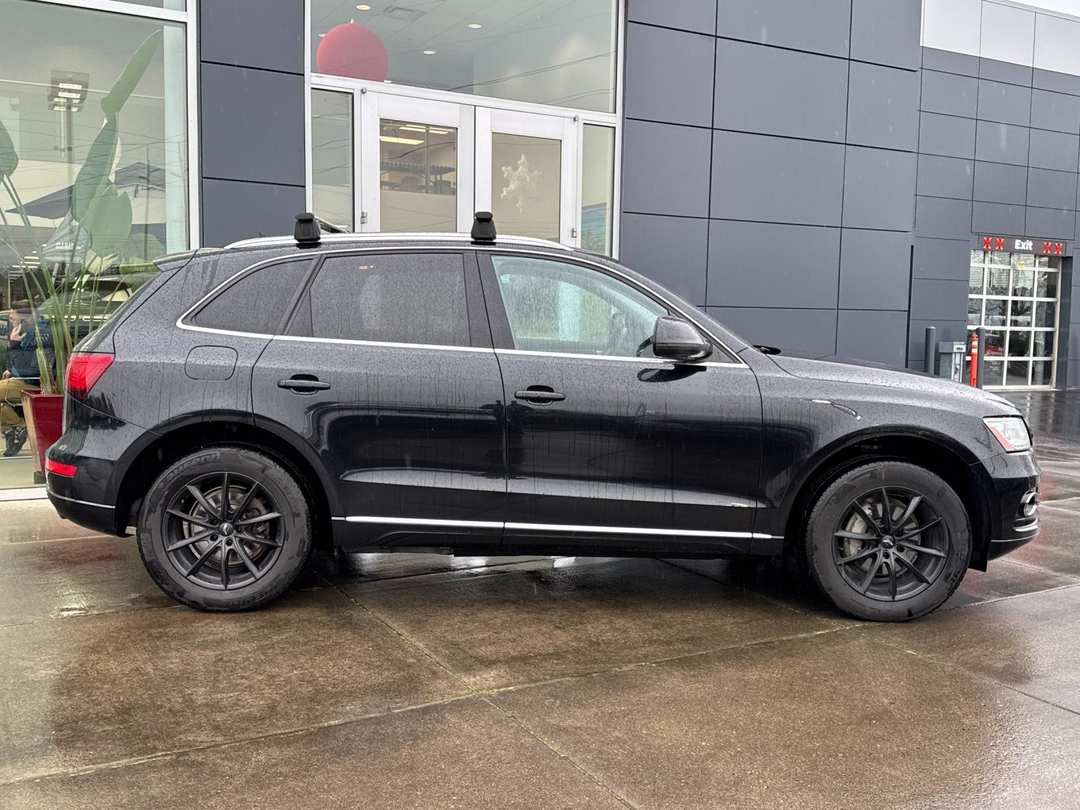 2013 Audi Q5 2.0T Premium Plus - Image 2