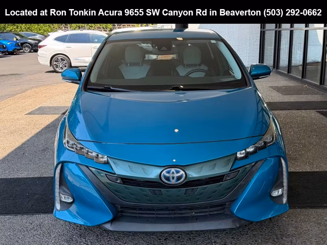 2018 Toyota Prius Prime Advanced - Image 3