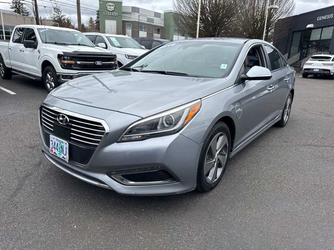 2016 Hyundai Sonata Plug-In Hybrid Limited - Image 3