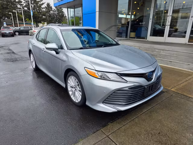 2018 Toyota Camry Hybrid XLE