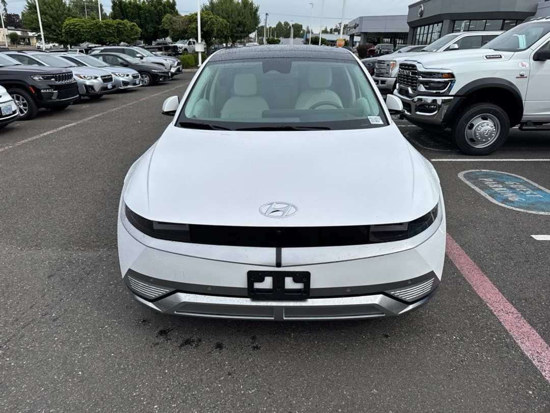 2024 Hyundai Ioniq 5 Limited - Image 2