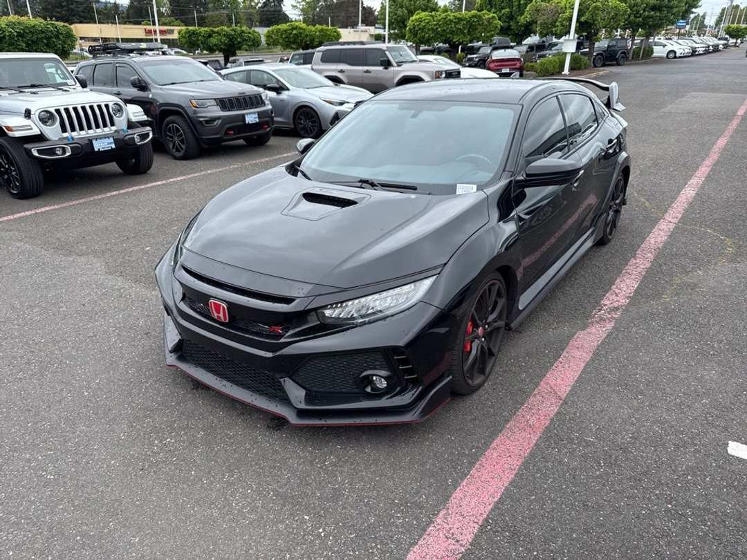 2019 Honda Civic Type R Touring - Image 3