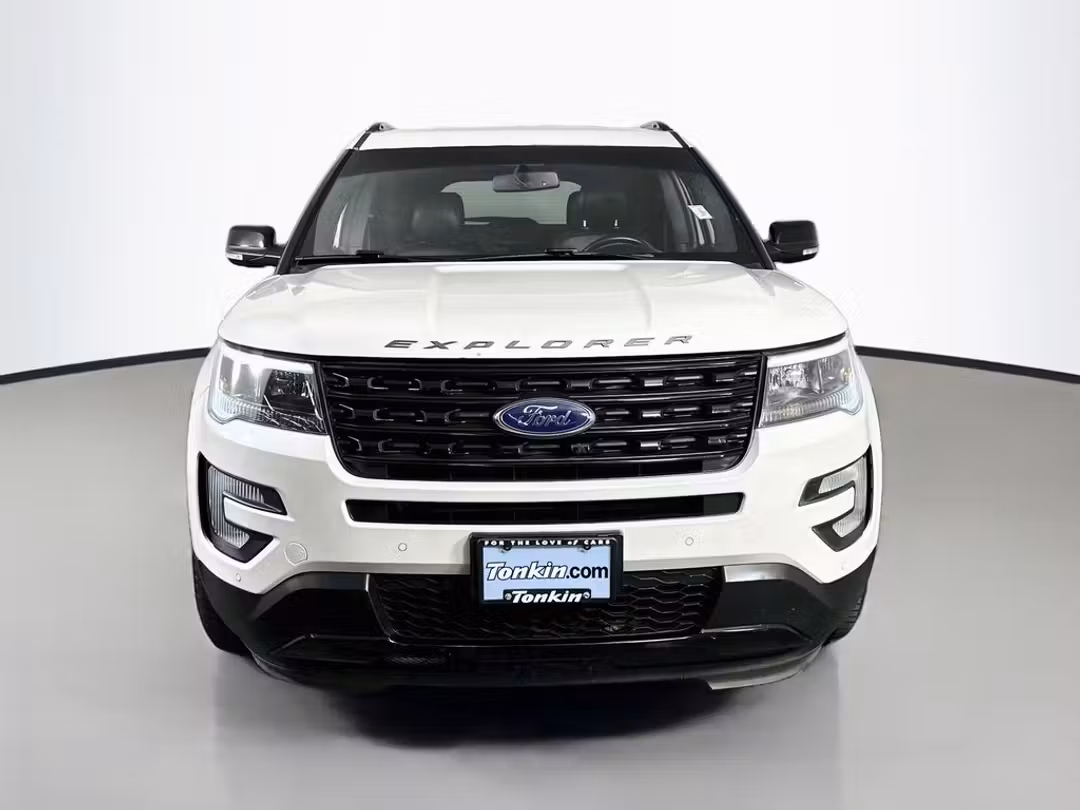 2017 Ford Explorer Sport - Image 3