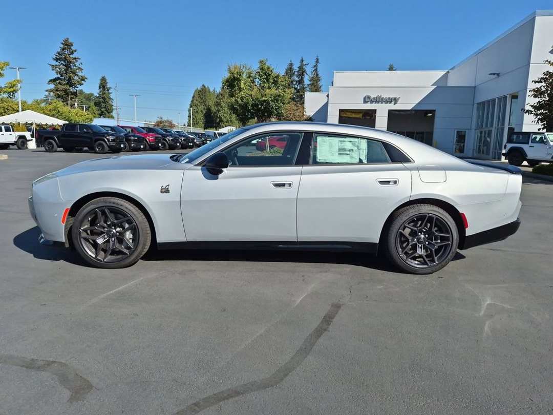2026 Dodge Charger Scat Pack Plus - Image 3