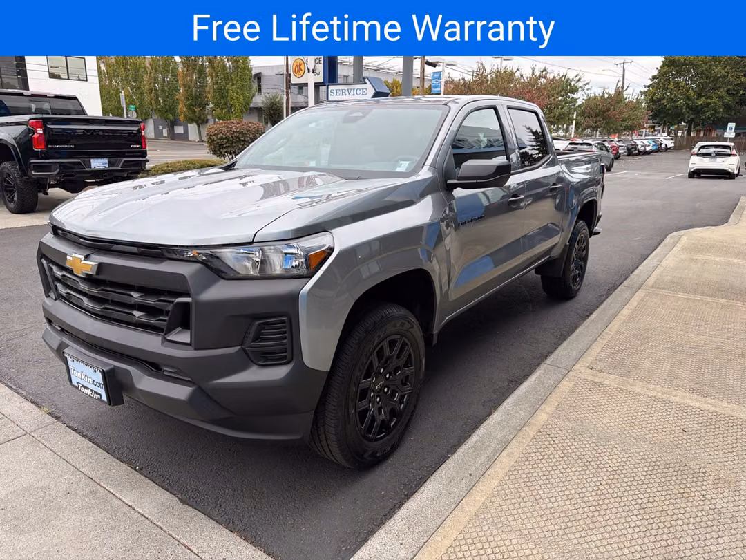 2026 Chevrolet Colorado Work - Image 2