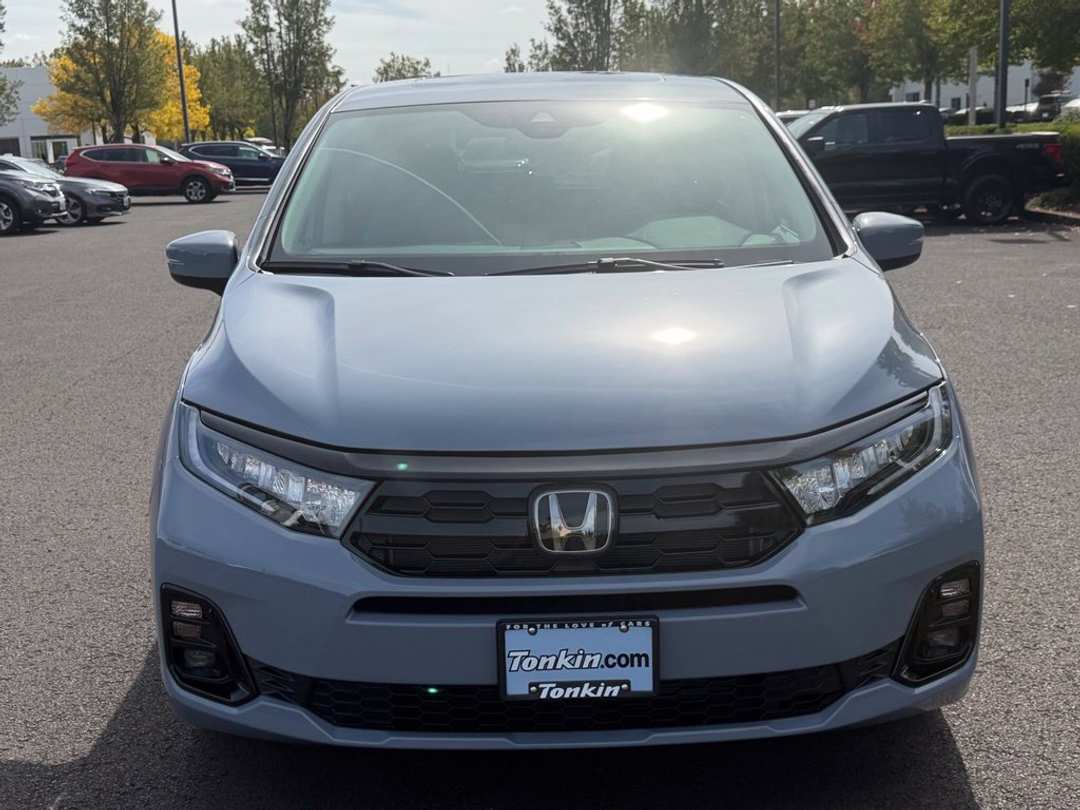 2027 Honda Odyssey Elite - Image 3