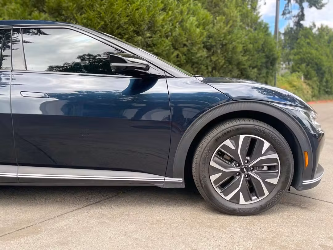 2024 Kia Ev6 Light - Image 2