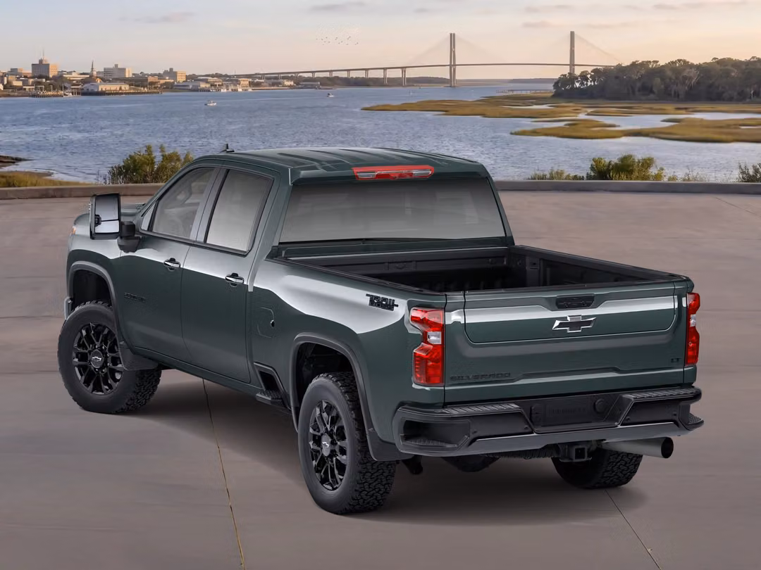 2026 Chevrolet Silverado 2500Hd LT - Image 2