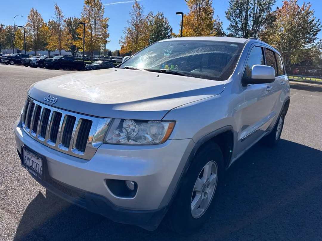2012 Jeep Grand Cherokee Laredo - Image 2