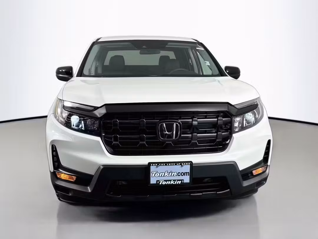 2026 Honda Ridgeline Sport - Image 2