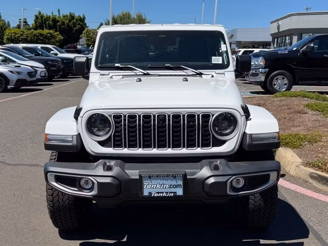 2026 Jeep Wrangler Sahara - Image 3