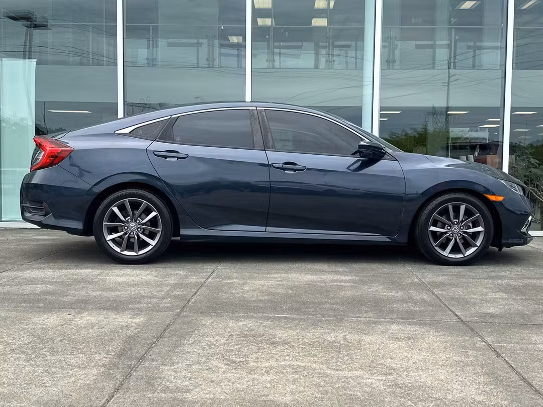 2020 Honda Civic EX - Image 2