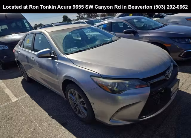 2016 Toyota Camry SE