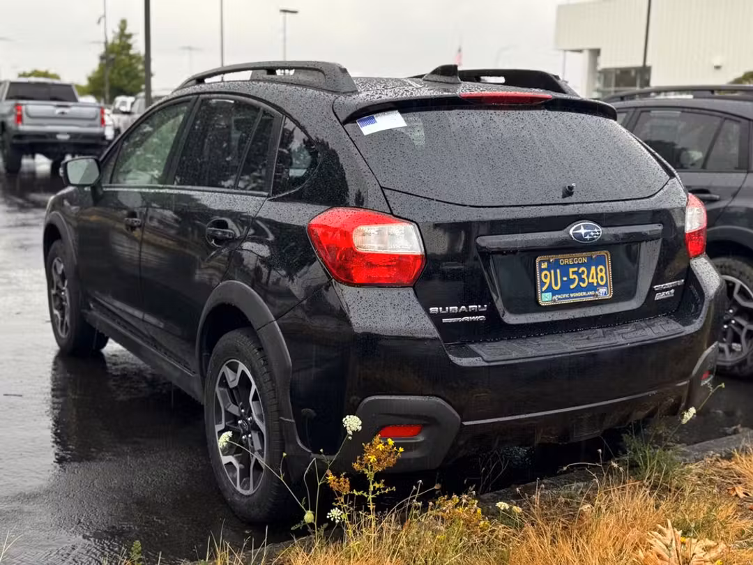 2017 Subaru Crosstrek 2.0i Limited - Image 2