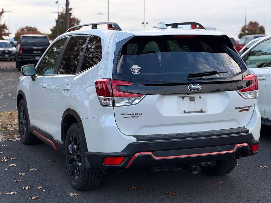 2019 Subaru Forester Sport - Image 2