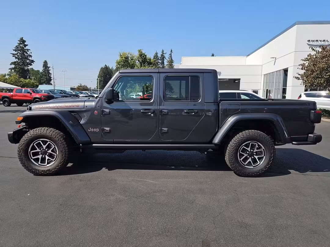 2026 Jeep Gladiator Rubicon X - Image 3