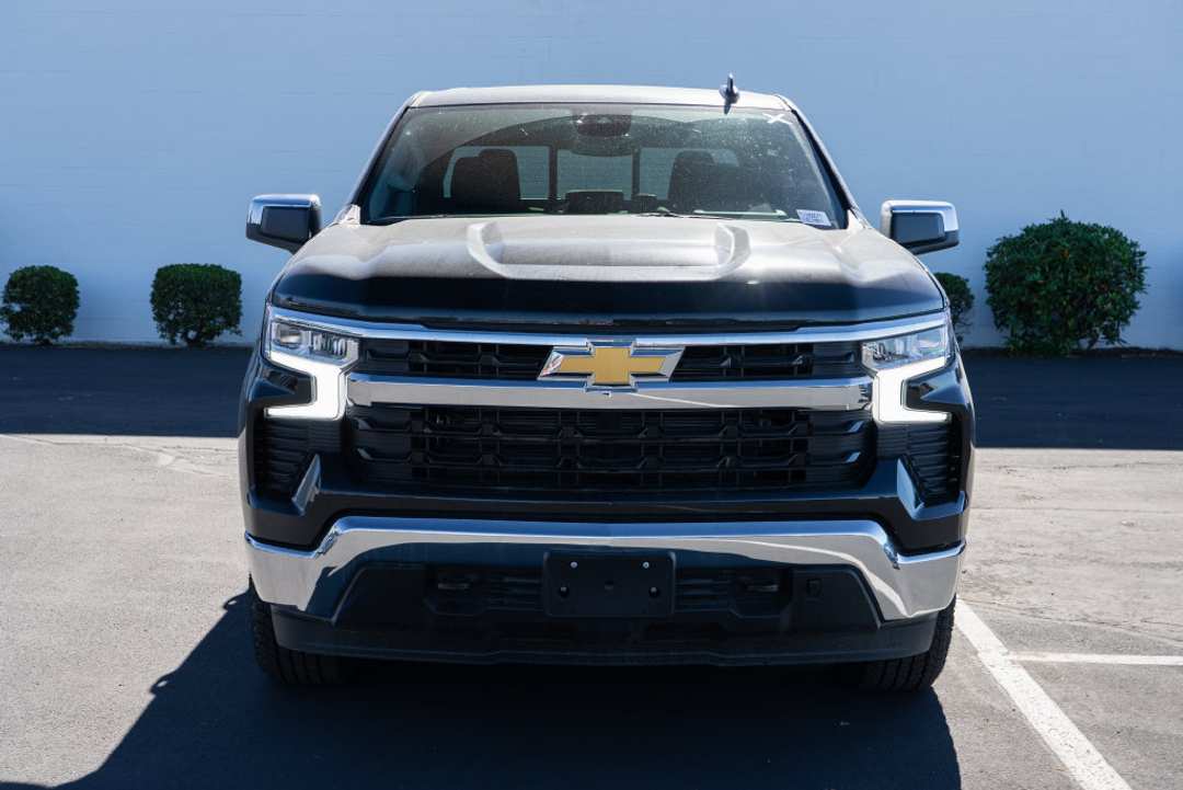 2026 Chevrolet Silverado 1500 LT - Image 2