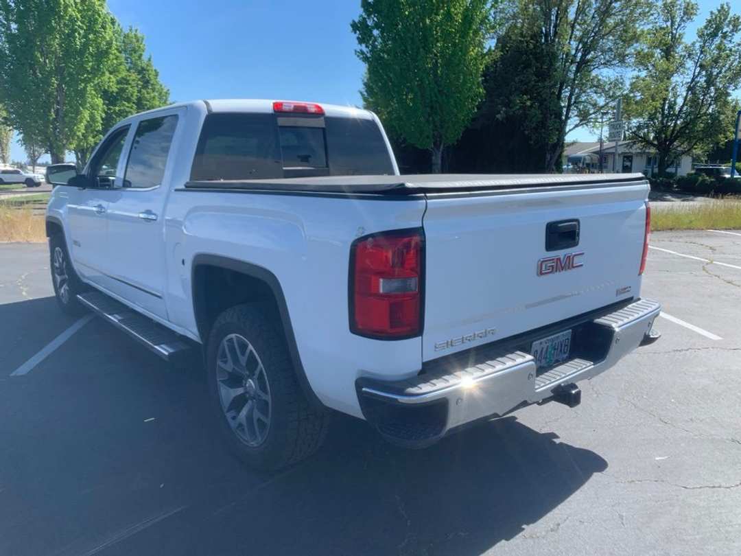 2014 GMC Sierra 1500 SLT - Image 2