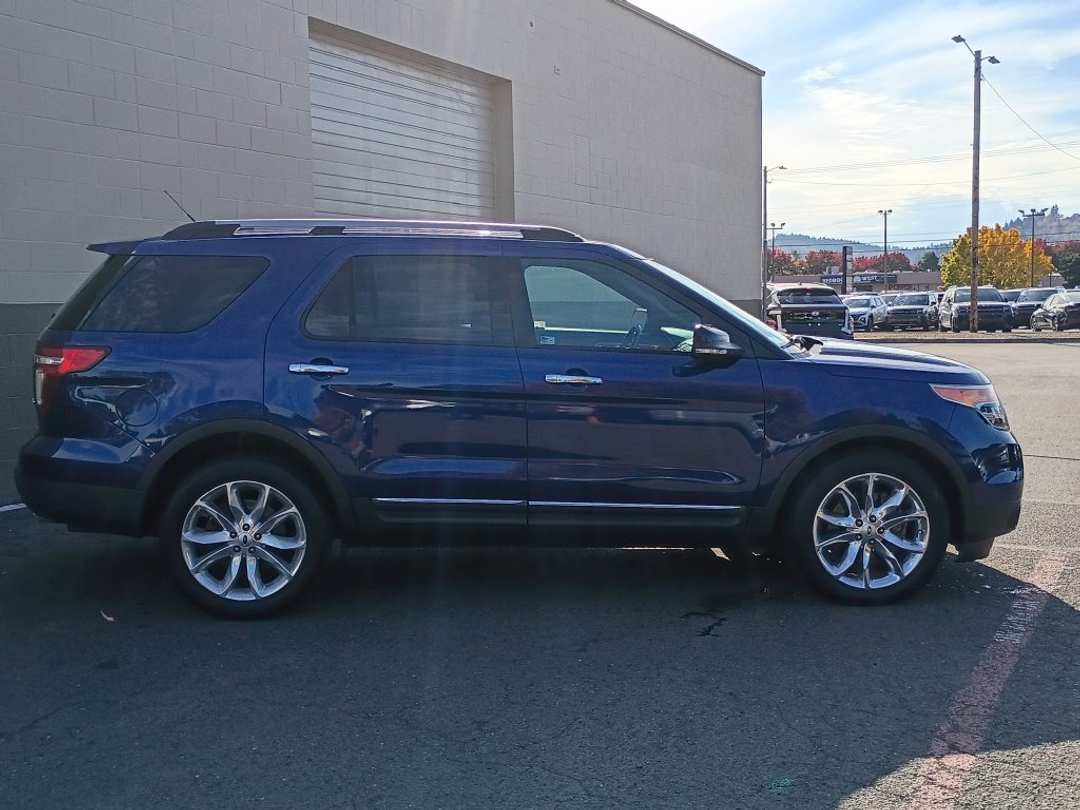 2014 Ford Explorer XLT - Image 3