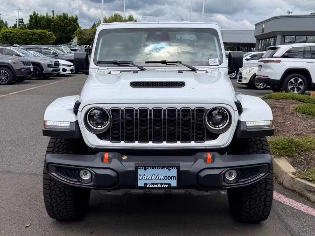 2026 Jeep Gladiator Mojave - Image 3