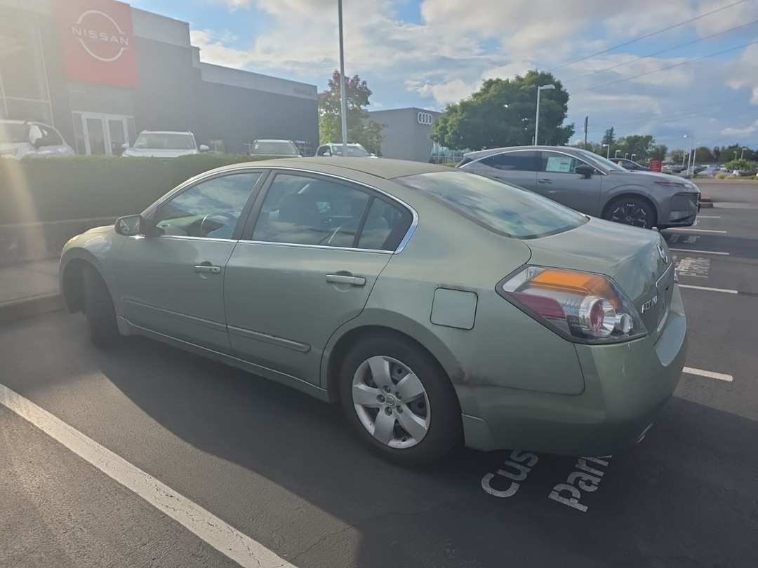 2008 Nissan Altima 2.5 S - Image 2