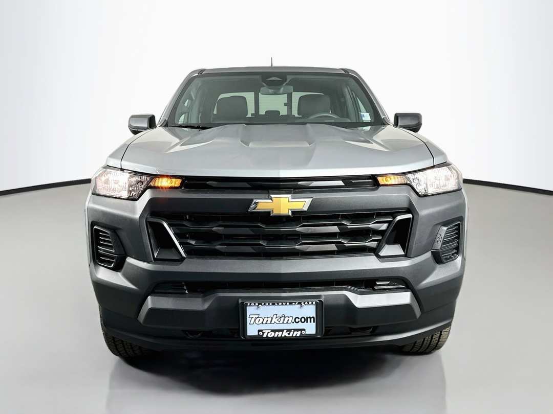 2026 Chevrolet Colorado Work - Image 2