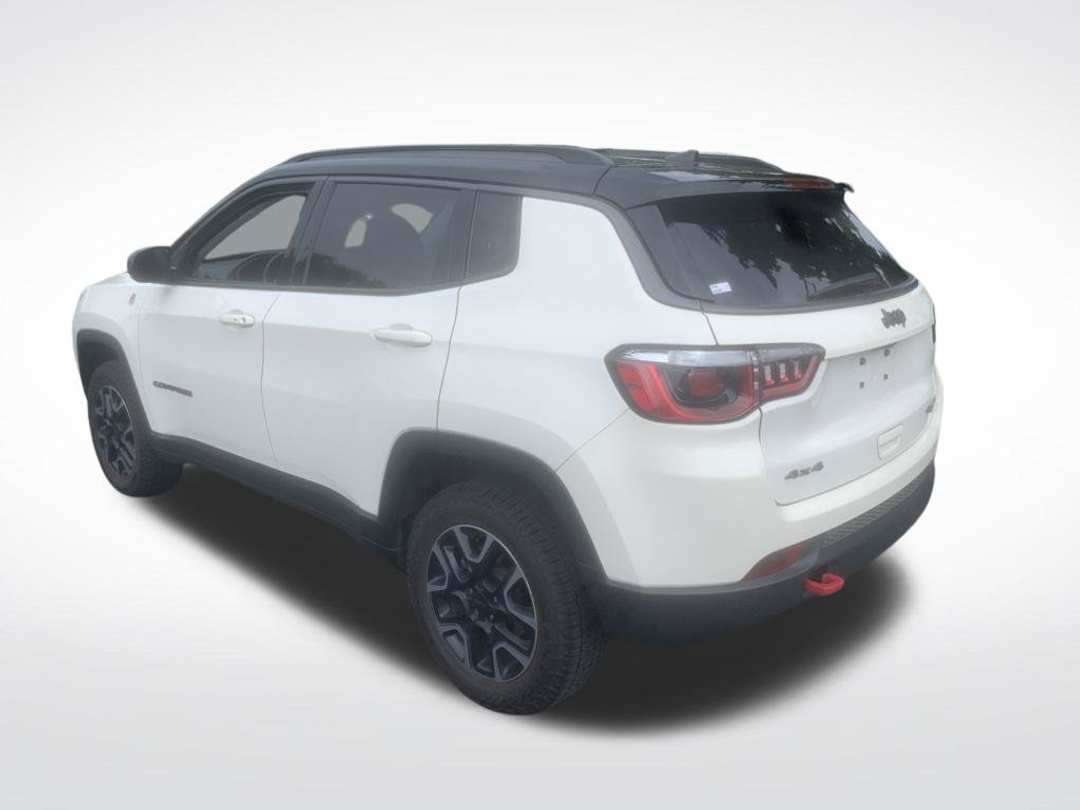 2019 Jeep Compass Trailhawk - Image 2