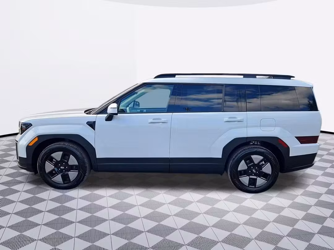 2026 Hyundai Santa Fe Hybrid SEL - Image 3