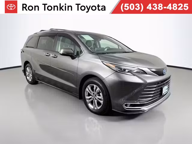2024 Toyota Sienna Platinum