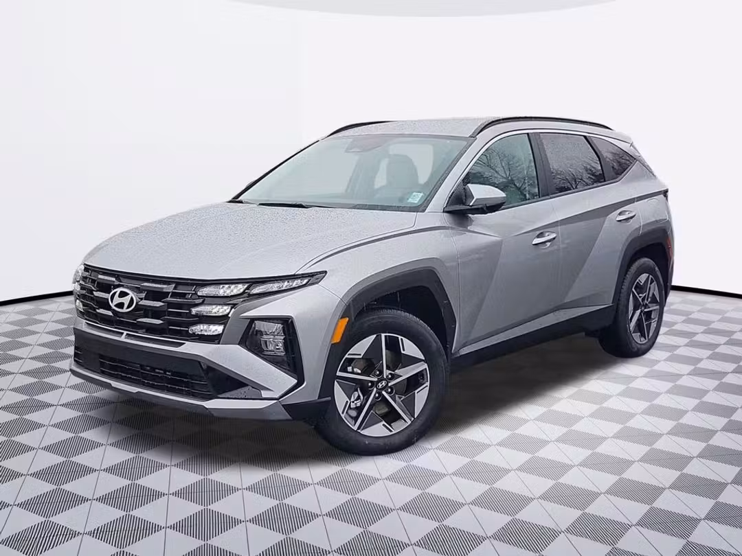2026 Hyundai Tucson Plug-In Hybrid SEL - Image 2