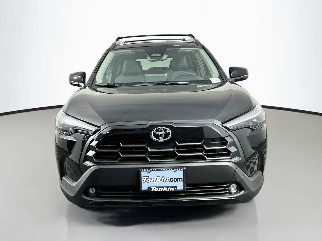 2026 Toyota Corolla Cross XLE - Image 2