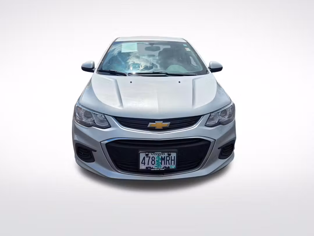 2017 Chevrolet Sonic LT - Image 3