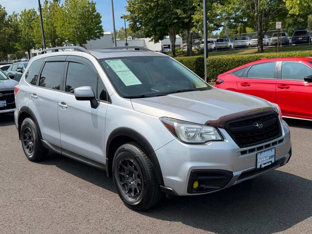 2018 Subaru Forester 2.5i Premium - Image 2