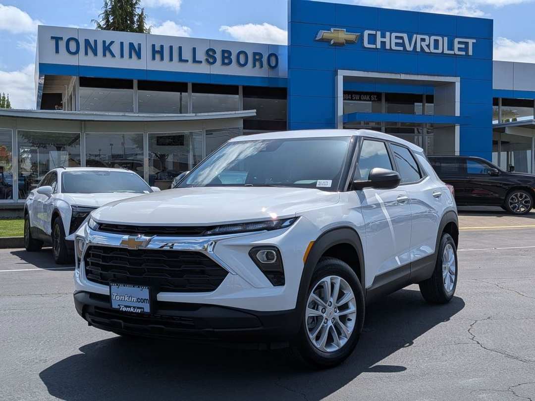 2026 Chevrolet Trailblazer LS - Image 2