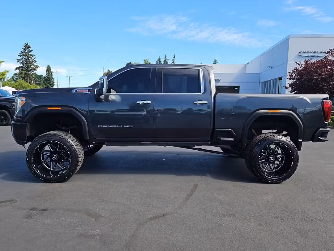 2022 GMC Sierra 3500Hd Denali - Image 3