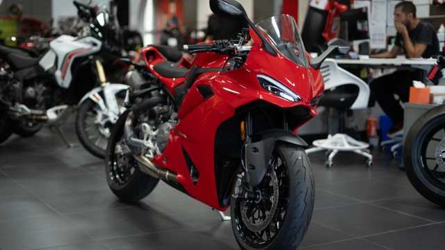 2026 Ducati Panigale V2 896