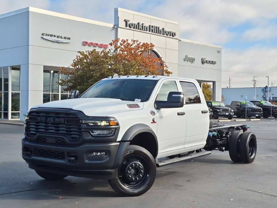 2027 Ram 5500Hd Tradesman - Image 2