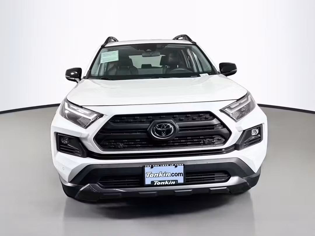 2023 Toyota Rav4 TRD Off Road - Image 2