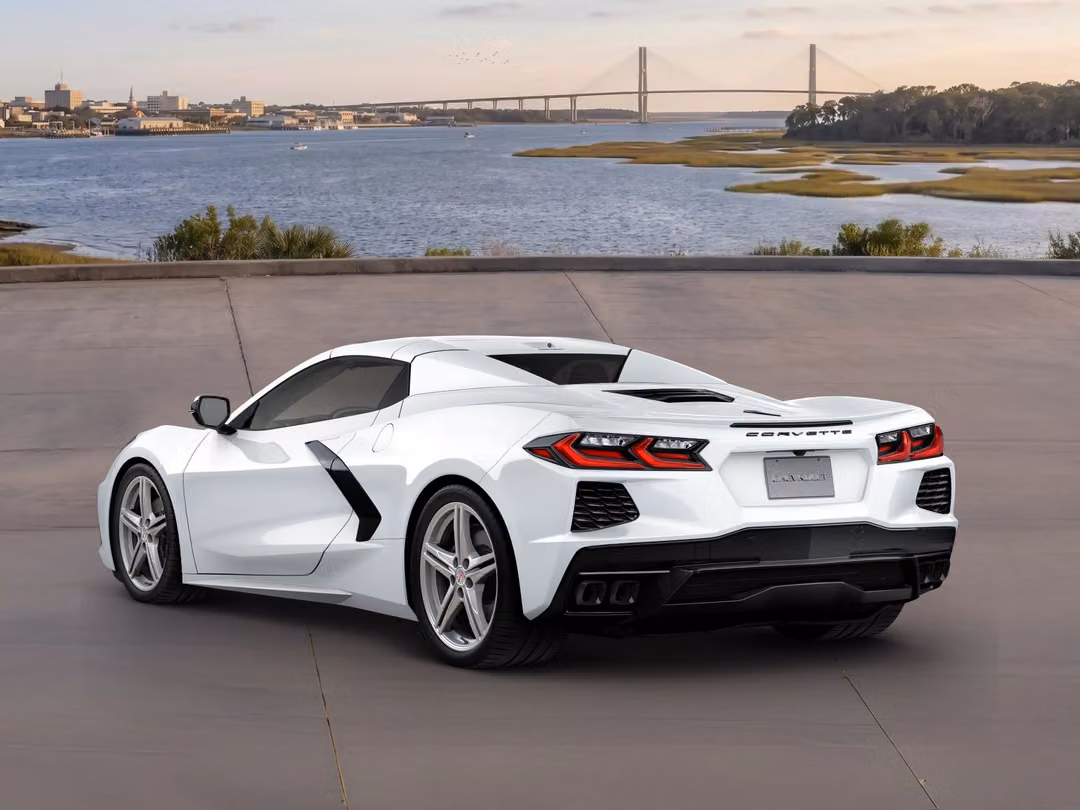 2027 Chevrolet Corvette Stingray - Image 3
