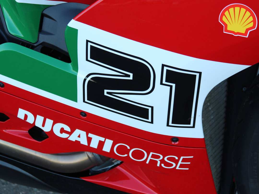 2023 Ducati Panigale V2 Bayliss 1St Championship 20Th Anniversary - Image 3