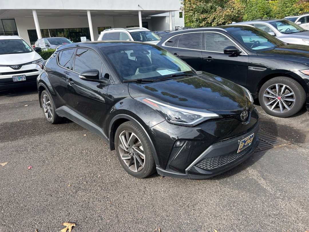 2021 Toyota C-Hr Limited - Image 2