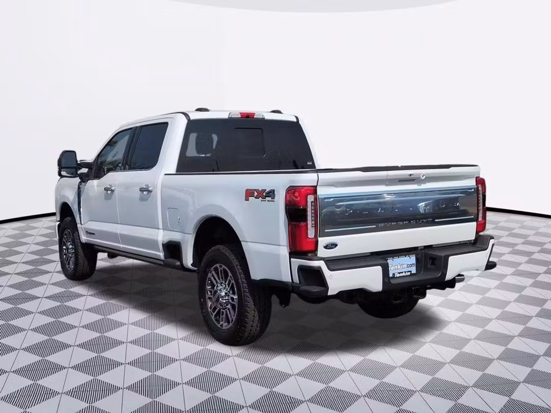 2026 Ford F-350Sd Platinum - Image 3