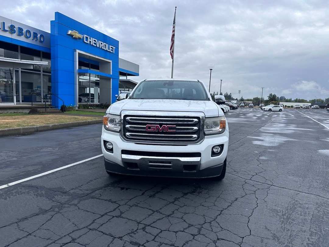2017 GMC Canyon SLT - Image 2
