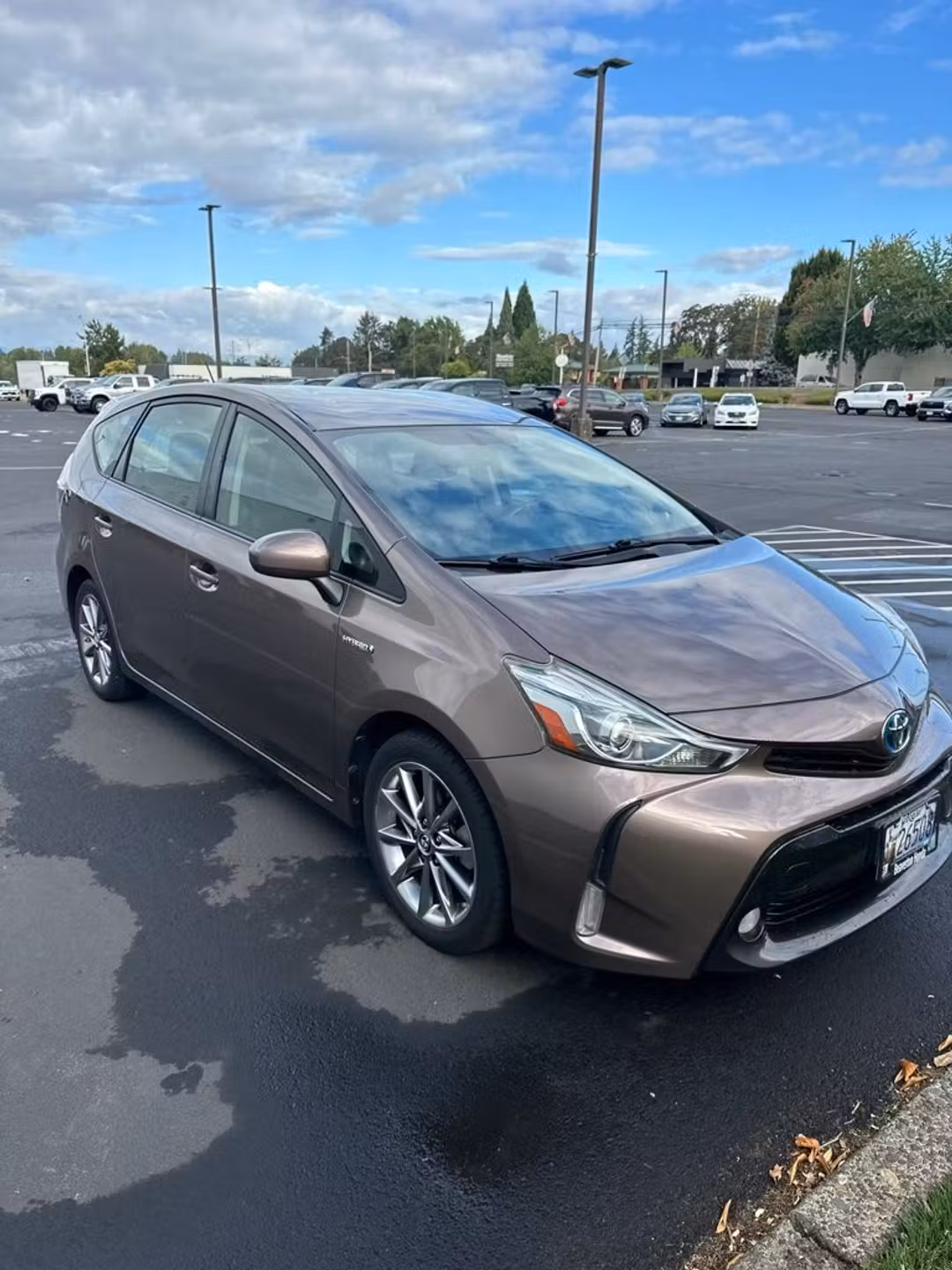 2015 Toyota Prius V Five - Image 2
