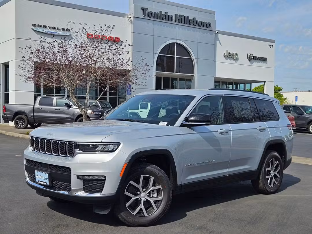 2025 Jeep Grand Cherokee L Limited - Image 2