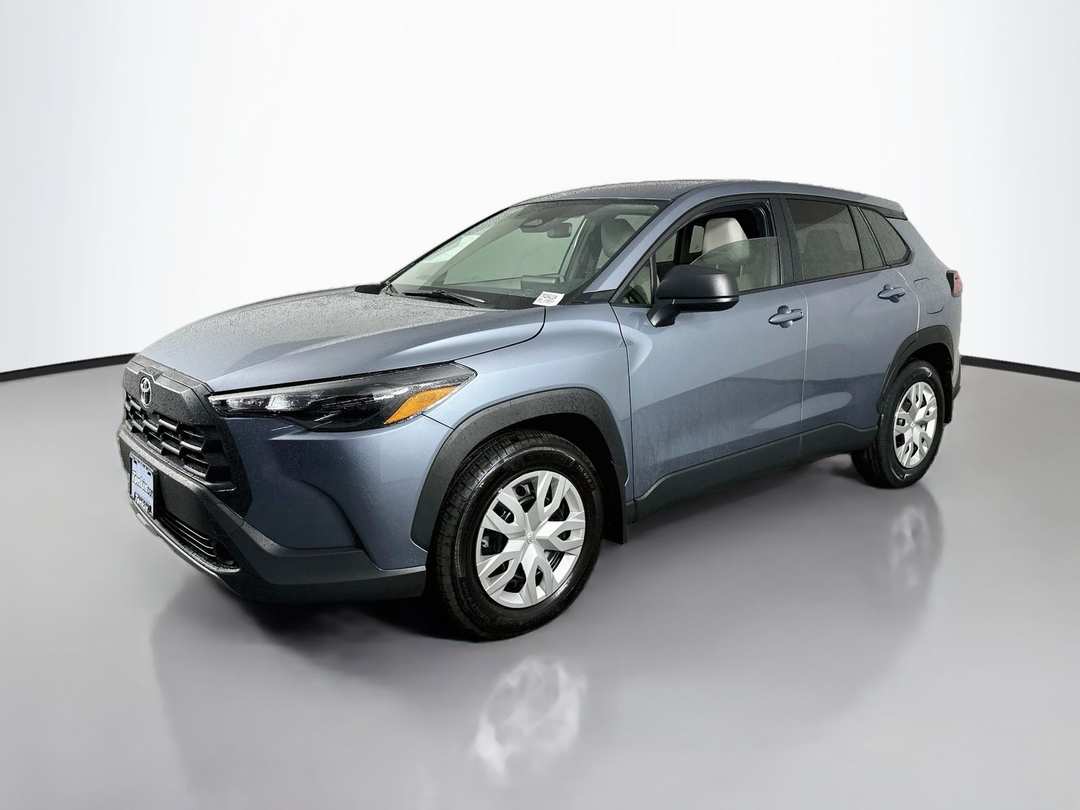 2026 Toyota Corolla Cross L - Image 3