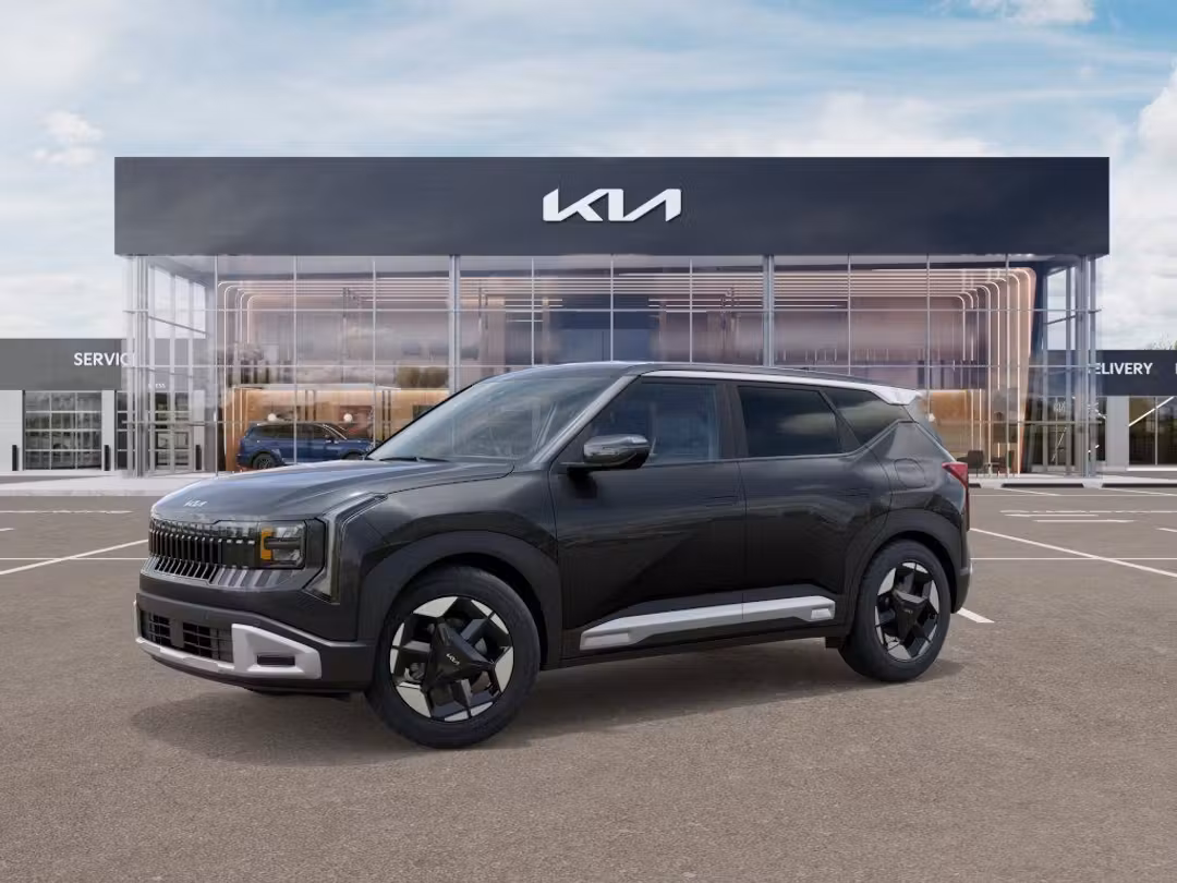2027 Kia Seltos EX - Image 3