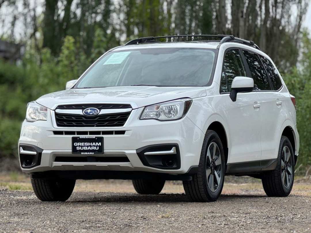 2017 Subaru Forester 2.5i Premium - Image 3