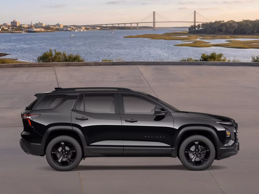 2027 Chevrolet Equinox LT - Image 3