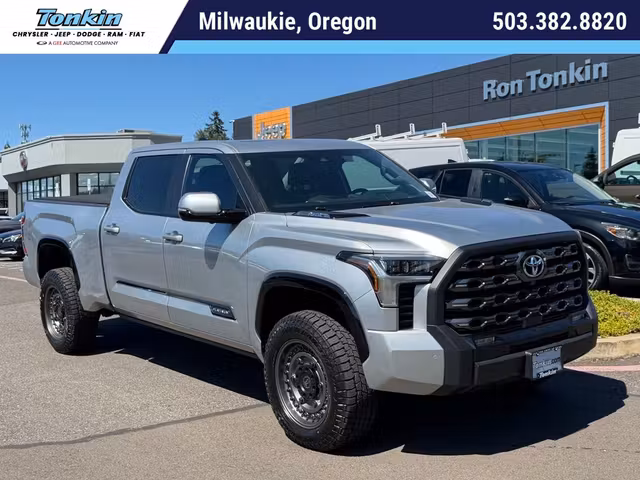 2022 Toyota Tundra Hybrid Platinum